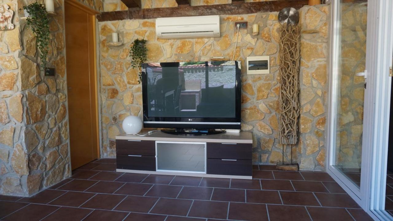 Chalet Relax Luxury Navas del Rey Exterior photo