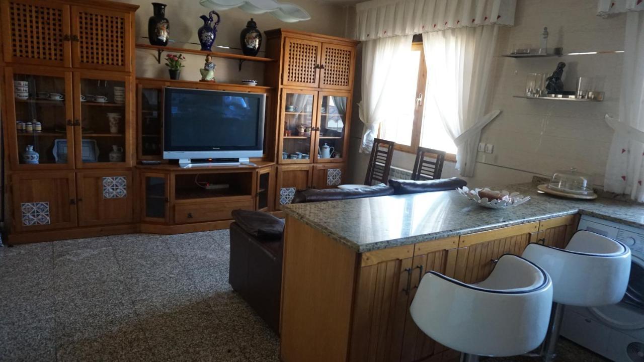 Chalet Relax Luxury Navas del Rey Exterior photo