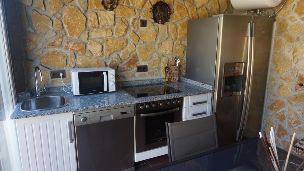 Chalet Relax Luxury Navas del Rey Exterior photo